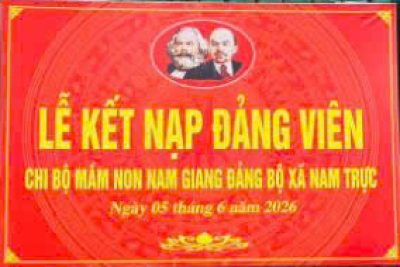 CHI BỘ TRƯỜNG MẦM NON NAM GIANG TỔ CHỨC LỄ KẾT NẠP ĐẢNG VIÊN MỚI